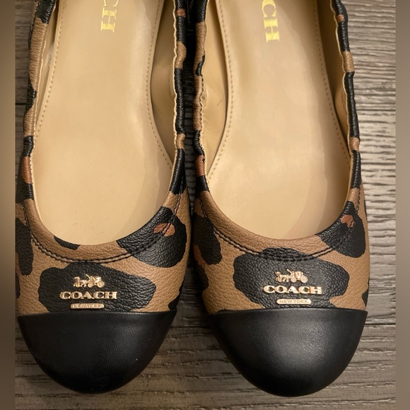 Coach Leopard pattern flats - Picture 2 of 10
